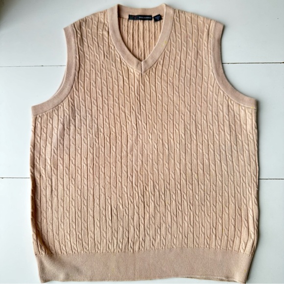 GREG NORMAN Sweater Golf Vest Beige Cable Knit Pullover V Neck Men Size M - Picture 1 of 9